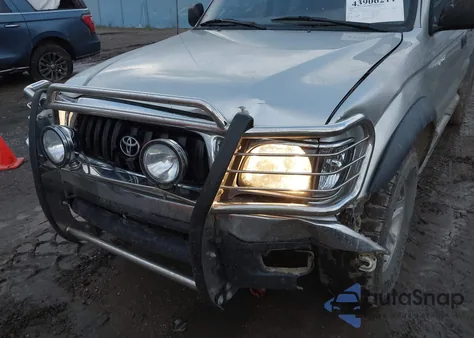 2004 Toyota Tacoma Base V6 z USA, uszkodzony, nr VIN 5TEHN72N64Z452398